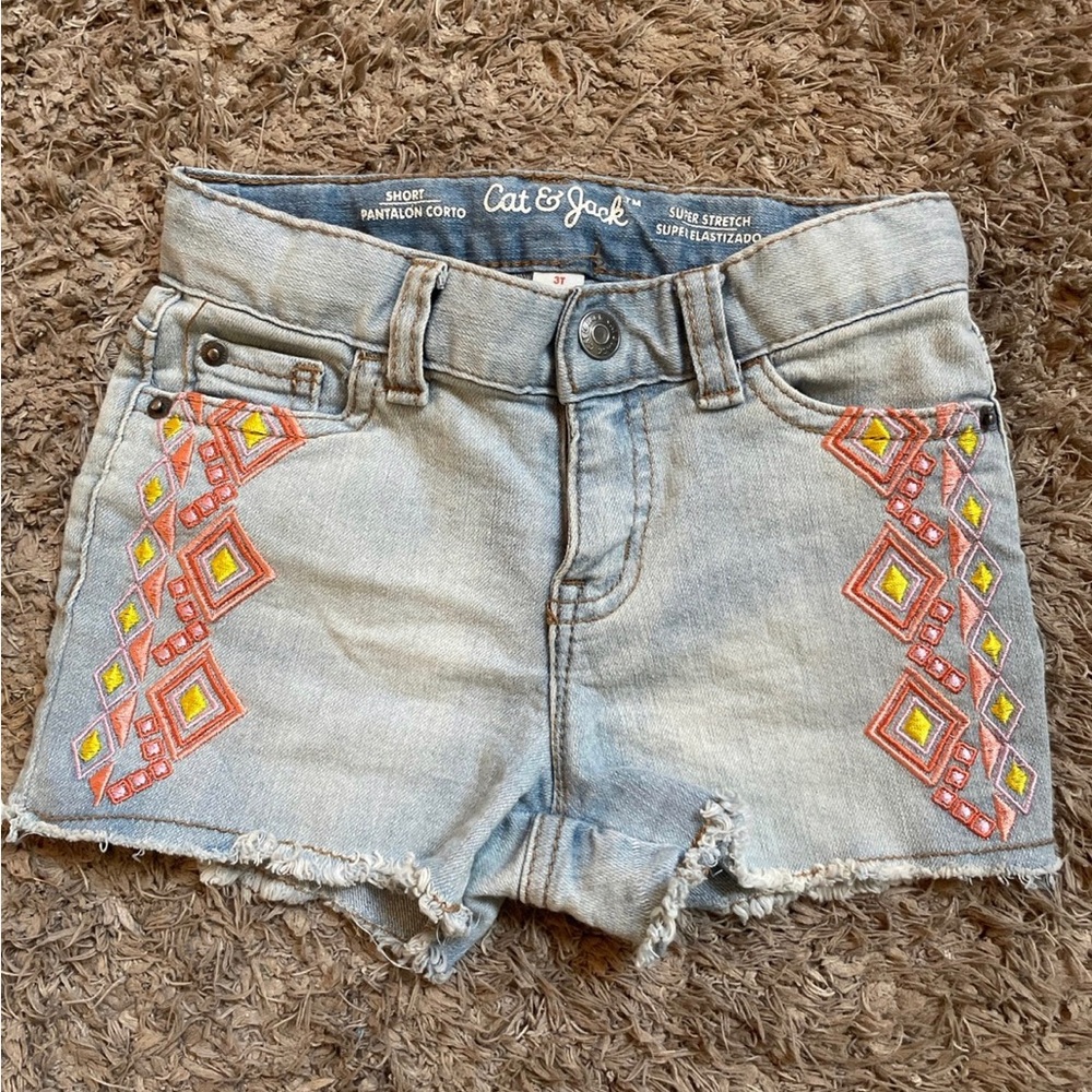 Little girl denim shorts with embroidery